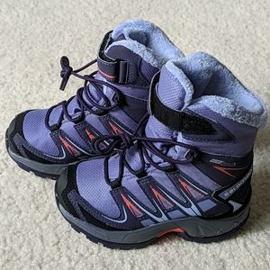 NWT Salomon Girls Winter Boots Size 9